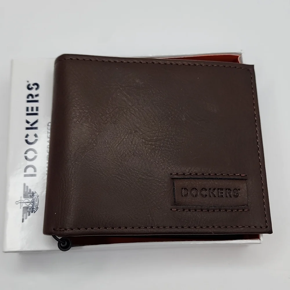 DOCKERS HANDCRAFTED MENS BROWN WALLET